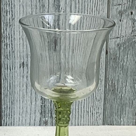 Set of 2 Vintage PartyLite Green Glass Stem Votive Tealight Candle Holders - Picture 4 of 5